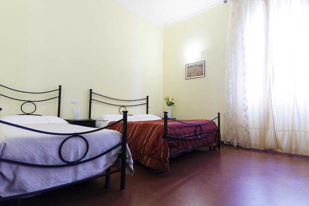 Bed and Breakfast Residenza Betta Florenz Zimmer foto